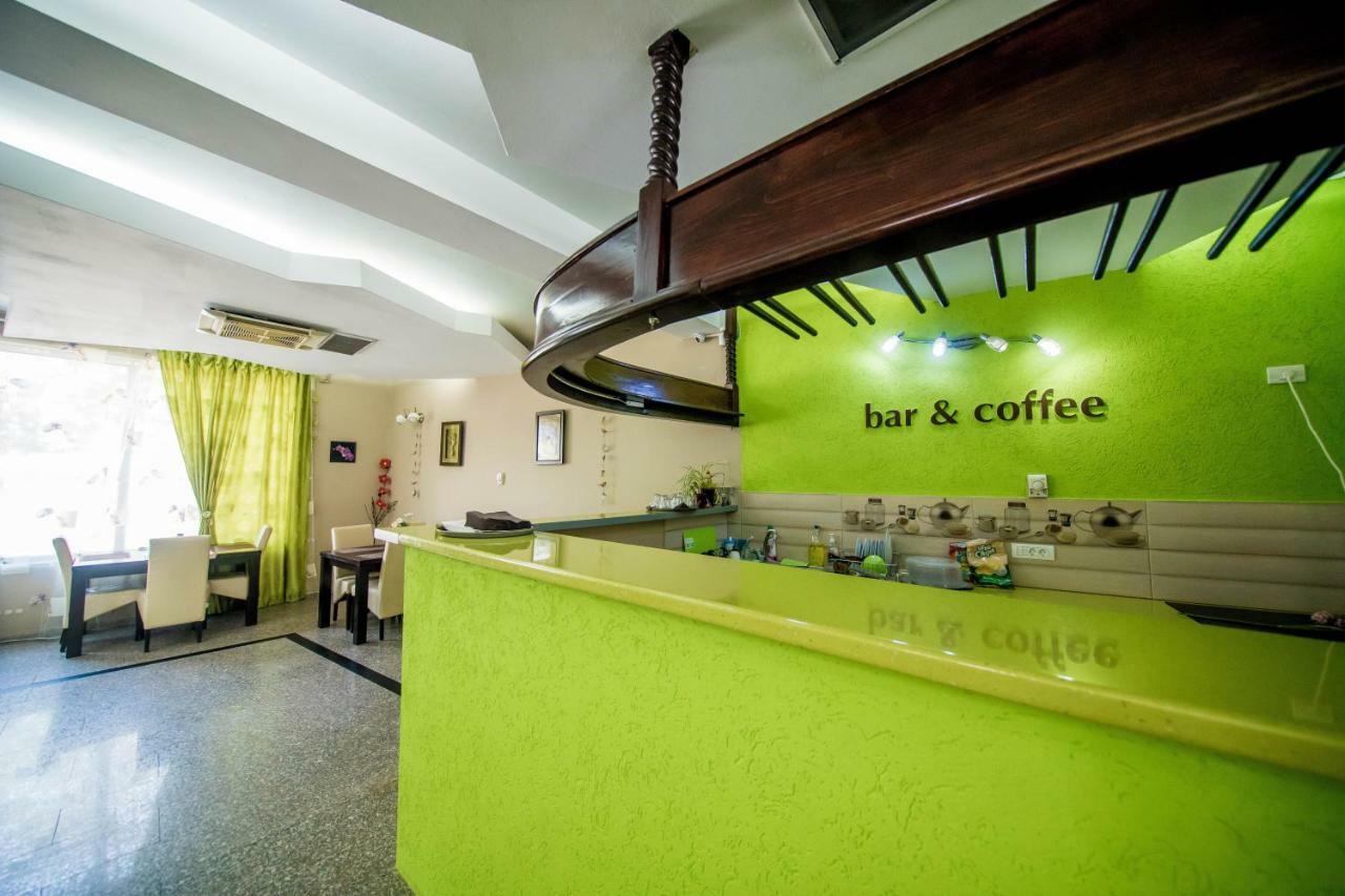 Hotel Darosy Arad Extérieur photo