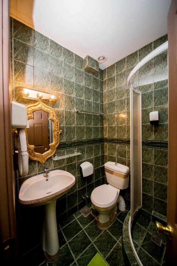 Hotel Darosy Arad Extérieur photo